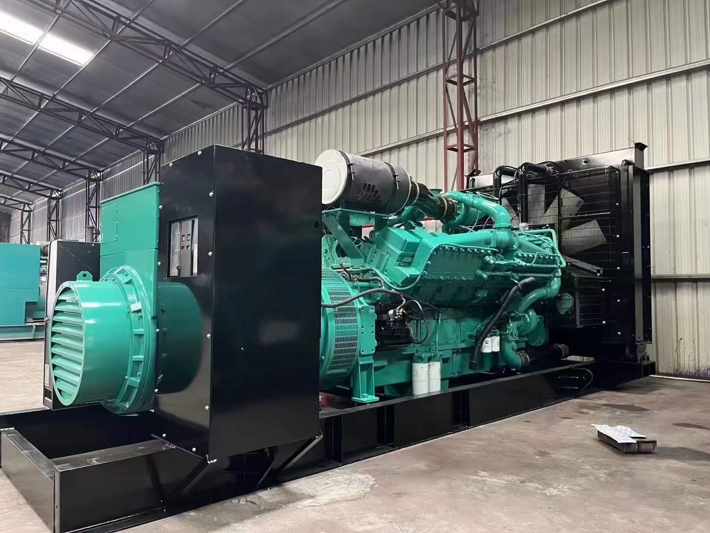 沙洋如何降低 800kW 柴油发电机输出电流的波动？